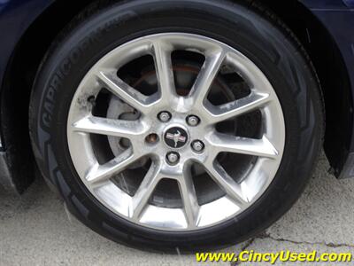 2010 Ford Mustang V6 Premium   - Photo 22 - Cincinnati, OH 45255
