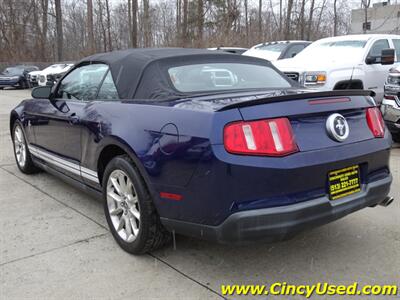 2010 Ford Mustang V6 Premium   - Photo 8 - Cincinnati, OH 45255