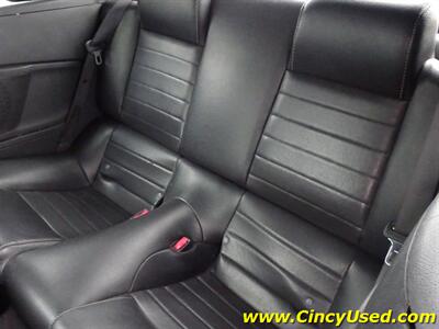 2010 Ford Mustang V6 Premium   - Photo 12 - Cincinnati, OH 45255