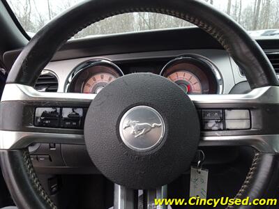 2010 Ford Mustang V6 Premium   - Photo 16 - Cincinnati, OH 45255