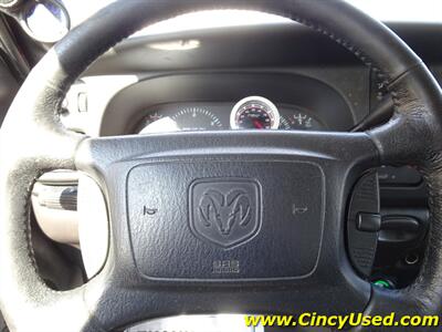 2001 Dodge Ram 2500 SLT   - Photo 18 - Cincinnati, OH 45255