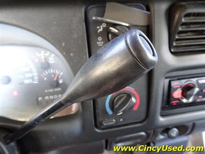 2001 Dodge Ram 2500 SLT   - Photo 17 - Cincinnati, OH 45255