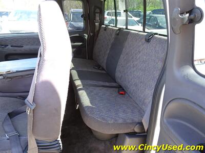 2001 Dodge Ram 2500 SLT   - Photo 12 - Cincinnati, OH 45255