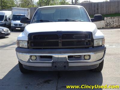 2001 Dodge Ram 2500 SLT   - Photo 2 - Cincinnati, OH 45255