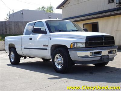 2001 Dodge Ram 2500 SLT   - Photo 4 - Cincinnati, OH 45255