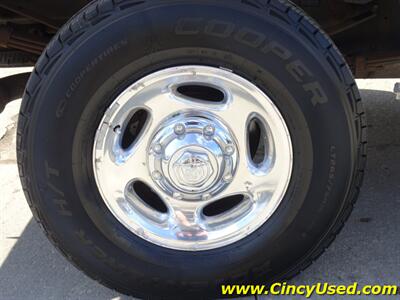 2001 Dodge Ram 2500 SLT   - Photo 31 - Cincinnati, OH 45255