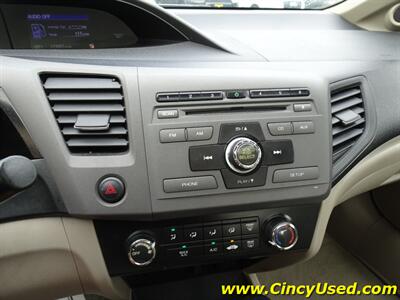 2012 Honda Civic EX w/Navi - Photo 18 - Cincinnati, OH 45255
