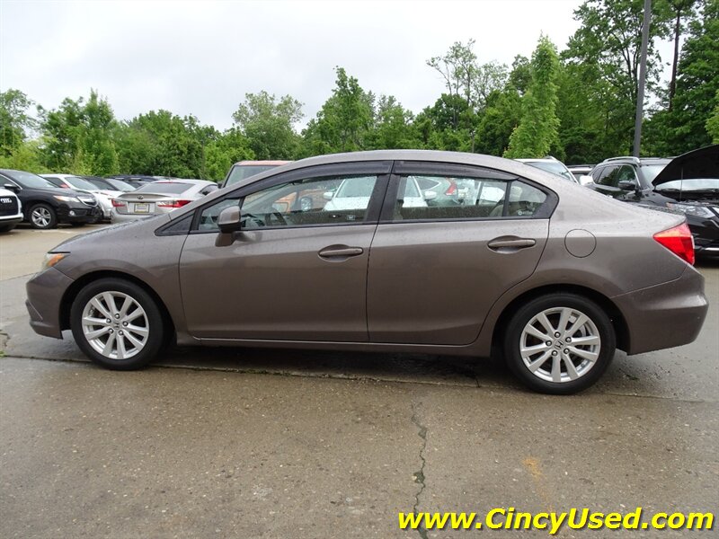 2012 Honda Civic EX w/Navi - Photo 6 - Cincinnati, OH 45255