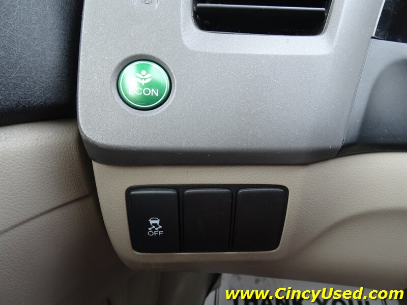 2012 Honda Civic EX w/Navi - Photo 23 - Cincinnati, OH 45255