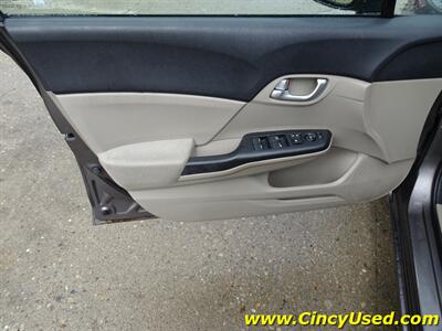 2012 Honda Civic EX w/Navi - Photo 27 - Cincinnati, OH 45255