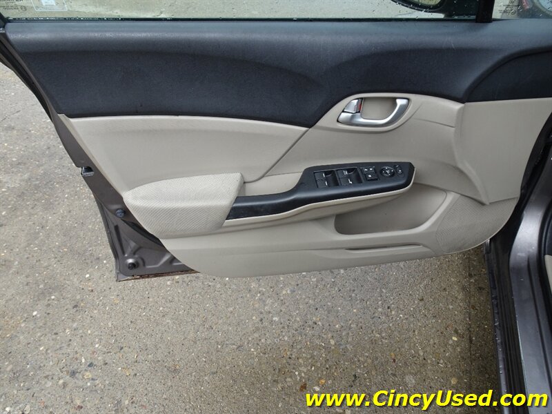 2012 Honda Civic EX w/Navi - Photo 27 - Cincinnati, OH 45255