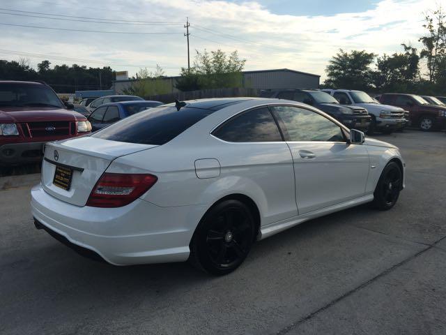 2012 Mercedes-Benz C 250   - Photo 6 - Cincinnati, OH 45255