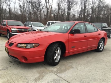 2002 Pontiac Grand Prix GTP   - Photo 11 - Cincinnati, OH 45255