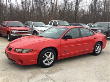 2002 Pontiac Grand Prix GTP   - Photo 3 - Cincinnati, OH 45255