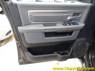 2013 RAM 3500 Big Horn   - Photo 24 - Cincinnati, OH 45255