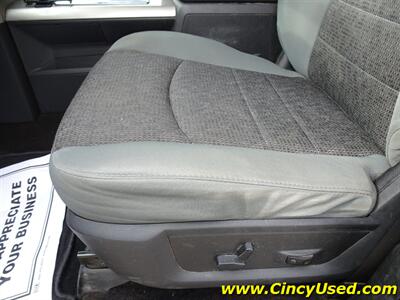 2013 RAM 3500 Big Horn   - Photo 22 - Cincinnati, OH 45255