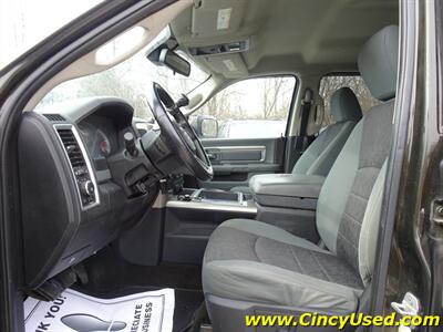 2013 RAM 3500 Big Horn   - Photo 9 - Cincinnati, OH 45255