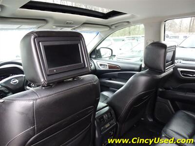 2013 Nissan Pathfinder PLATINUM   - Photo 14 - Cincinnati, OH 45255