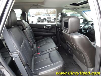 2013 Nissan Pathfinder PLATINUM   - Photo 17 - Cincinnati, OH 45255