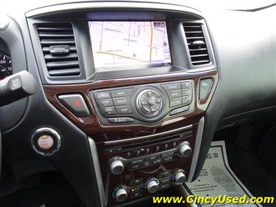 2013 Nissan Pathfinder PLATINUM   - Photo 24 - Cincinnati, OH 45255