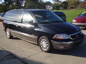 2002 Ford Windstar Vans Limited   - Photo 1 - Cincinnati, OH 45255