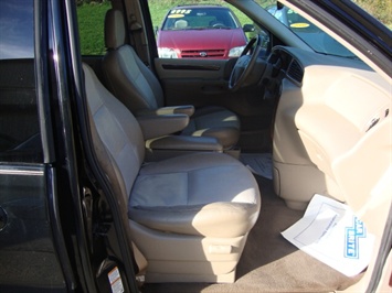 2002 Ford Windstar Vans Limited   - Photo 7 - Cincinnati, OH 45255