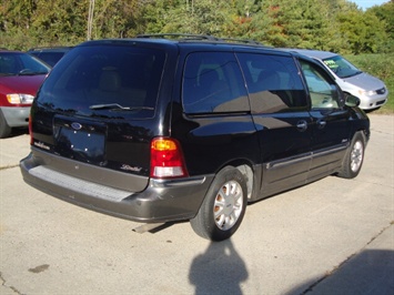 2002 Ford Windstar Vans Limited   - Photo 5 - Cincinnati, OH 45255