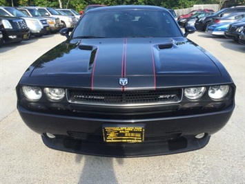 2010 Dodge Challenger SRT8   - Photo 2 - Cincinnati, OH 45255