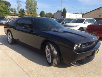 2010 Dodge Challenger SRT8   - Photo 10 - Cincinnati, OH 45255