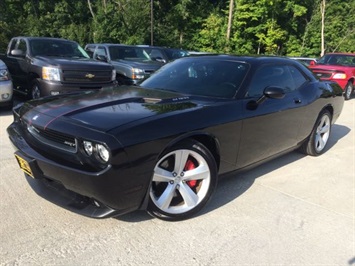 2010 Dodge Challenger SRT8   - Photo 11 - Cincinnati, OH 45255