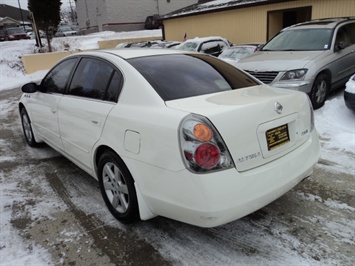 2002 Nissan Altima S   - Photo 4 - Cincinnati, OH 45255