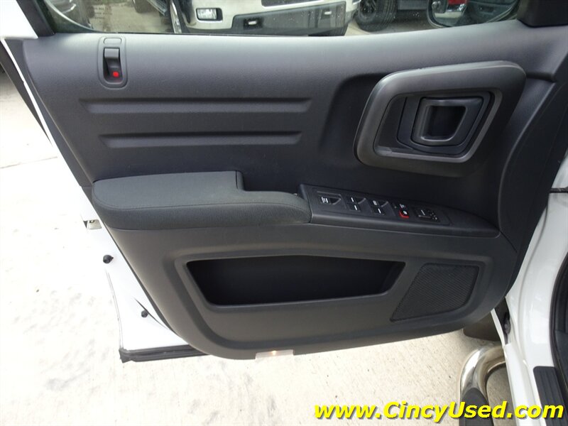 2013 Honda Ridgeline Sport - Photo 32 - Cincinnati, OH 45255