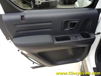 2013 Honda Ridgeline Sport   - Photo 31 - Cincinnati, OH 45255