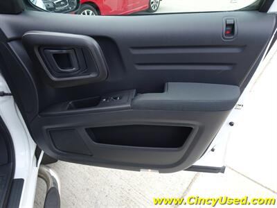 2013 Honda Ridgeline Sport   - Photo 33 - Cincinnati, OH 45255