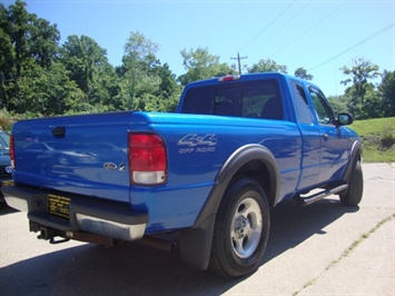 2000 Ford Ranger XLT   - Photo 13 - Cincinnati, OH 45255