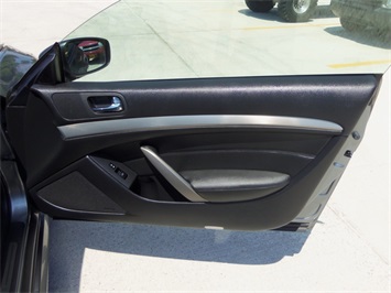 2010 INFINITI G37 Sport   - Photo 26 - Cincinnati, OH 45255
