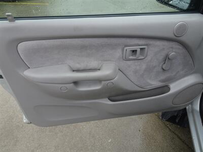 2004 Toyota Tacoma   - Photo 17 - Cincinnati, OH 45255