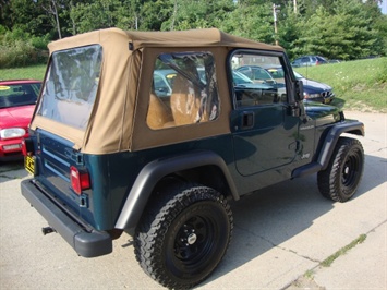 1998 Jeep Wrangler SE   - Photo 6 - Cincinnati, OH 45255