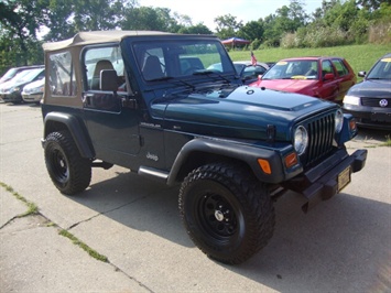 1998 Jeep Wrangler SE   - Photo 1 - Cincinnati, OH 45255