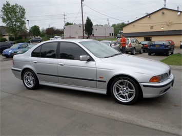 2000 BMW 5 Series 540i   - Photo 1 - Cincinnati, OH 45255