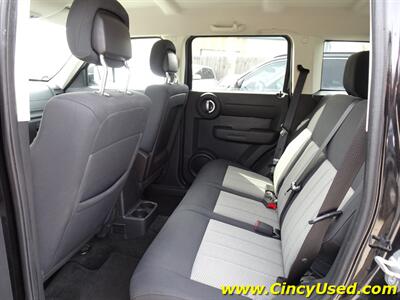 2010 Dodge Nitro Heat - Photo 13 - Cincinnati, OH 45255