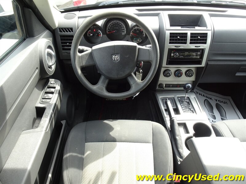 2010 Dodge Nitro Heat - Photo 12 - Cincinnati, OH 45255