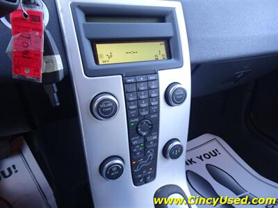 2012 Volvo C70 T5   - Photo 16 - Cincinnati, OH 45255