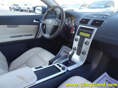 2012 Volvo C70 T5   - Photo 14 - Cincinnati, OH 45255