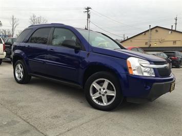 2005 Chevrolet Equinox LT   - Photo 10 - Cincinnati, OH 45255