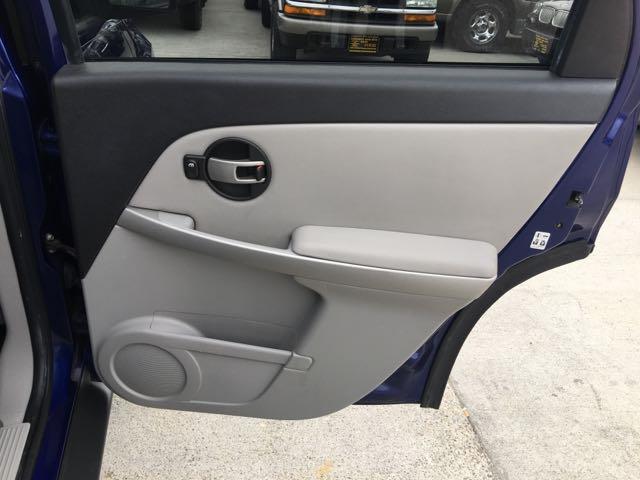 2005 Chevrolet Equinox LT - Photo 25 - Cincinnati, OH 45255