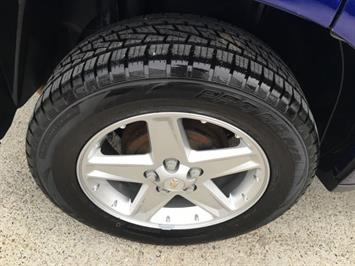 2005 Chevrolet Equinox LT   - Photo 27 - Cincinnati, OH 45255