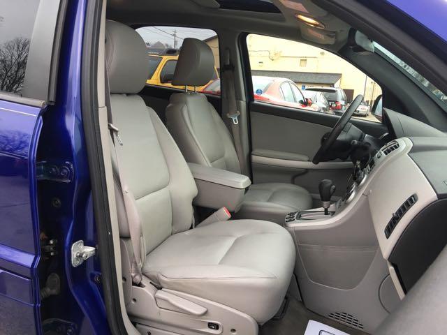 2005 Chevrolet Equinox LT - Photo 8 - Cincinnati, OH 45255