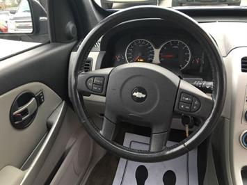 2005 Chevrolet Equinox LT   - Photo 16 - Cincinnati, OH 45255