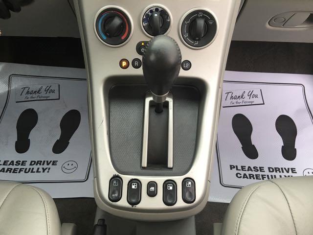 2005 Chevrolet Equinox LT - Photo 18 - Cincinnati, OH 45255